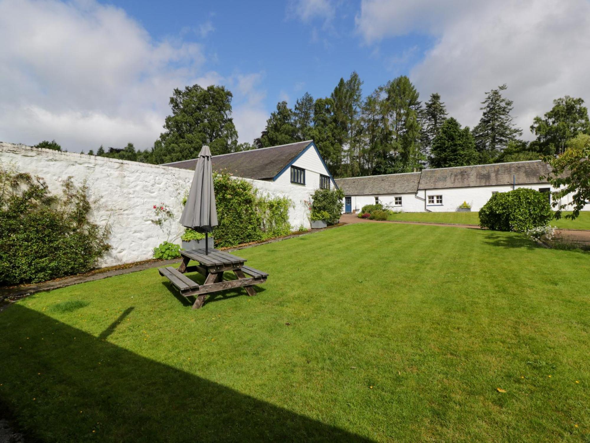 Fordie South Cottage Crieff Exterior photo